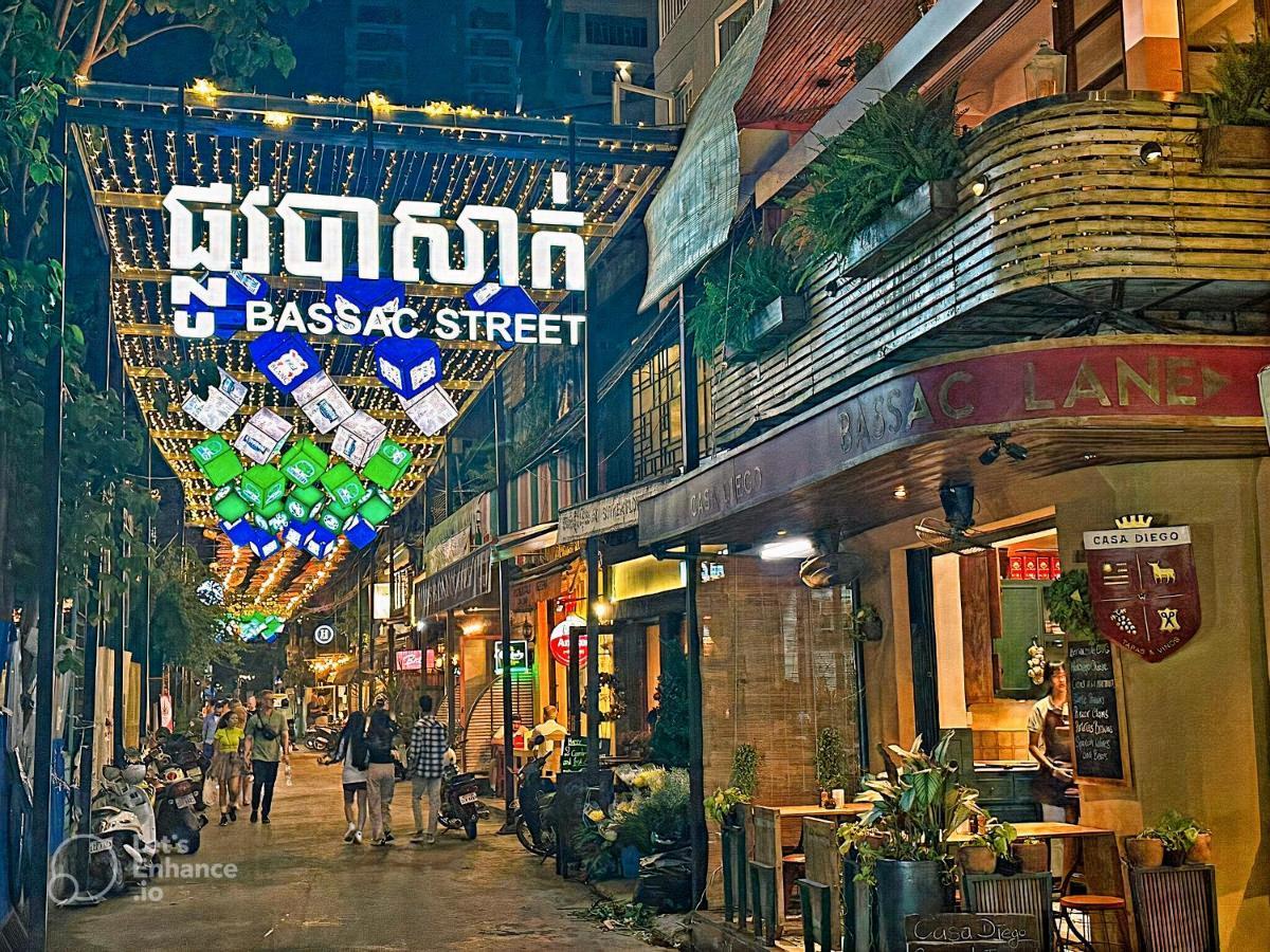 Times Hotel At Bassac Lane Phnompen Kültér fotó