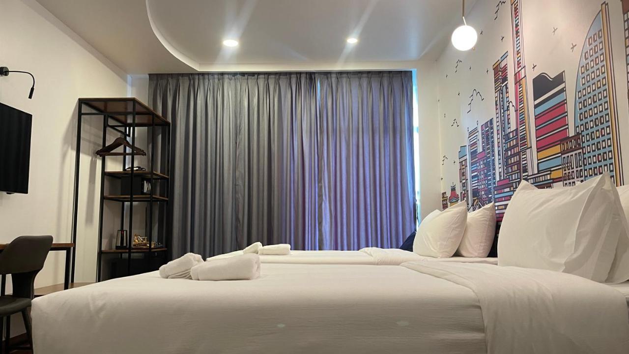 Times Hotel At Bassac Lane Phnompen Kültér fotó